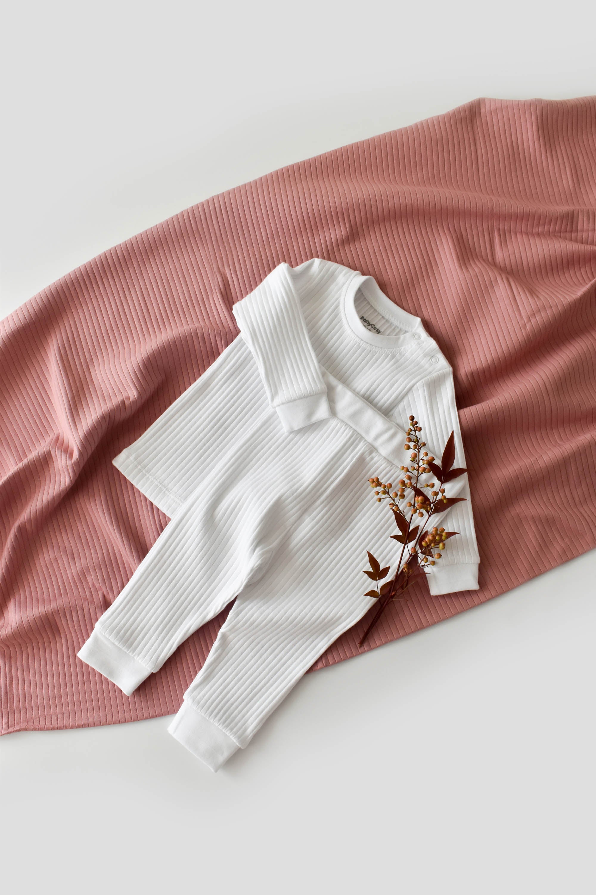 Pants & Long Sleeve T-shirt Set Without Buttons